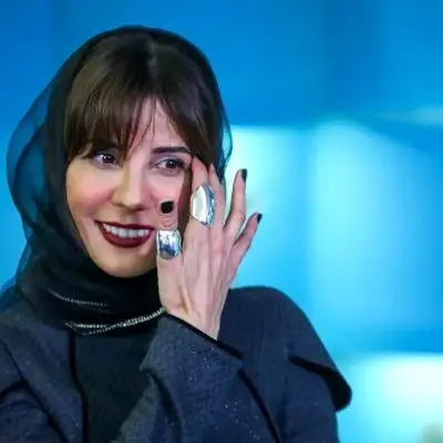 ظاهر متفاوت سارا بهرامی در جشن منتقدان سینما که همه را شوکه کرد!