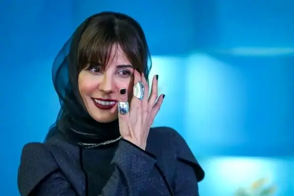 ظاهر متفاوت سارا بهرامی در جشن منتقدان سینما که همه را شوکه کرد!