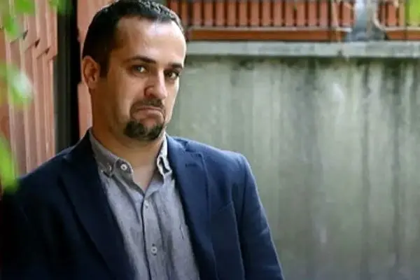 احمد مهران‌فر با چهره‌ای غیرقابل شناسایی در ۵۰ سالگی + عکس