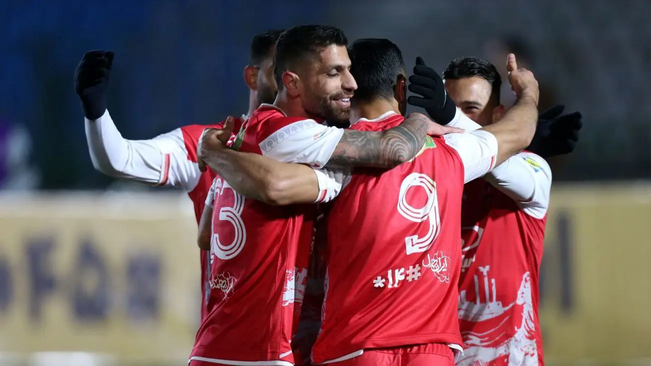 آتشبازی سرخپوشان/ پرسپولیس با هتتریک علیپور به صدر جدول نزدیک شد