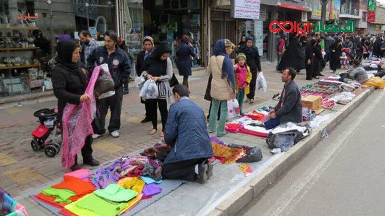 ۳۰ هزار دستفروش در تهران وجود دارد