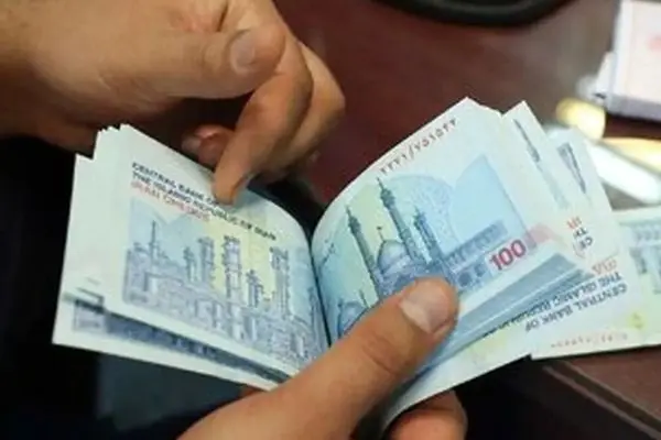 وزیر کار از افزایش حقوق کارکنان دولت خبر داد