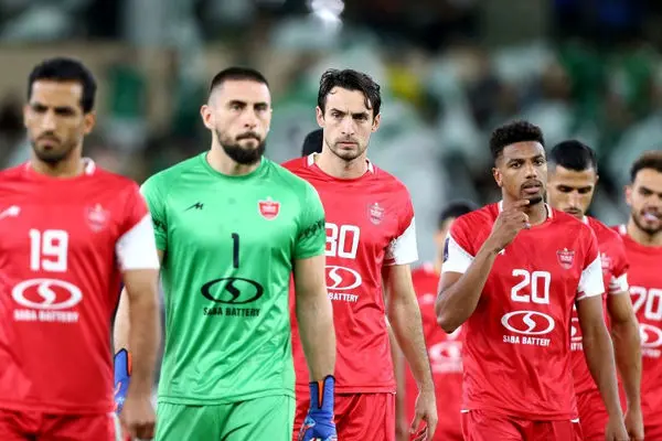دروازه بان پرسپولیس در تبعید!