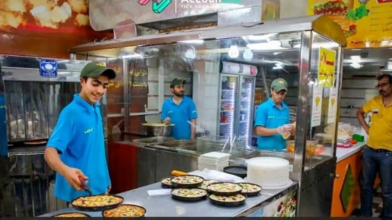 ضربه سخت افغانها به کارگران و بازنشستگان ایرانی + جزییات