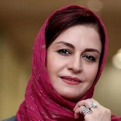 مریلا زارعی: کارگردان اعتراض کرد، من هم جواب دندان‌شکنی دادم!