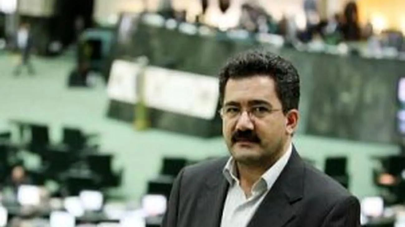 نماینده اهل سنت مجلس: درمقابل دولت نمی ایستیم+فیلم