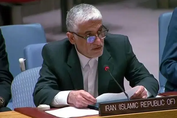 تهران در برابر تهدیدها ایستاده است و هرگز کوتاه نمی‌آید