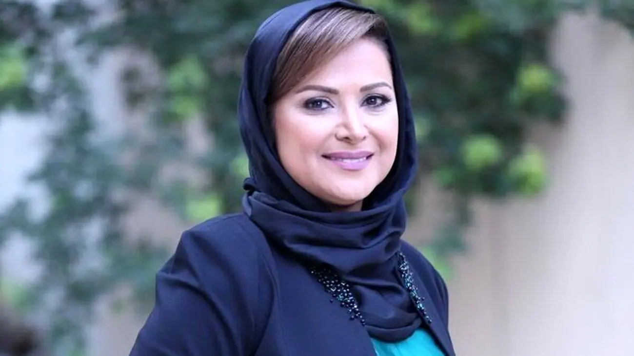 اولین عکس از مادر زیبا و فوق جوان کمند امیر سلیمانی / مادر جذاب تر از دختر !