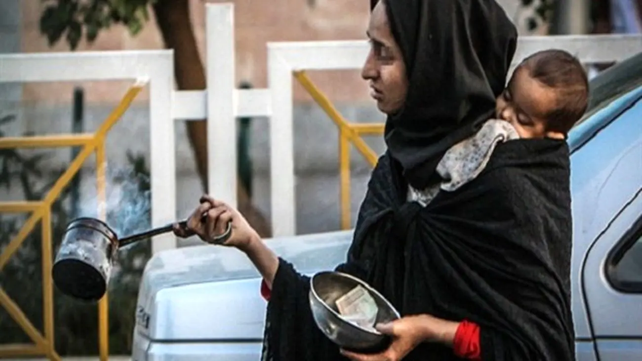 فیلم این زن گدا جهانی شد / در تهران پول پارو می کند !