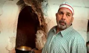 تیپ عجیب و دیدنی بازیگر معروف خارج از قاب تلویزیون! +عکس