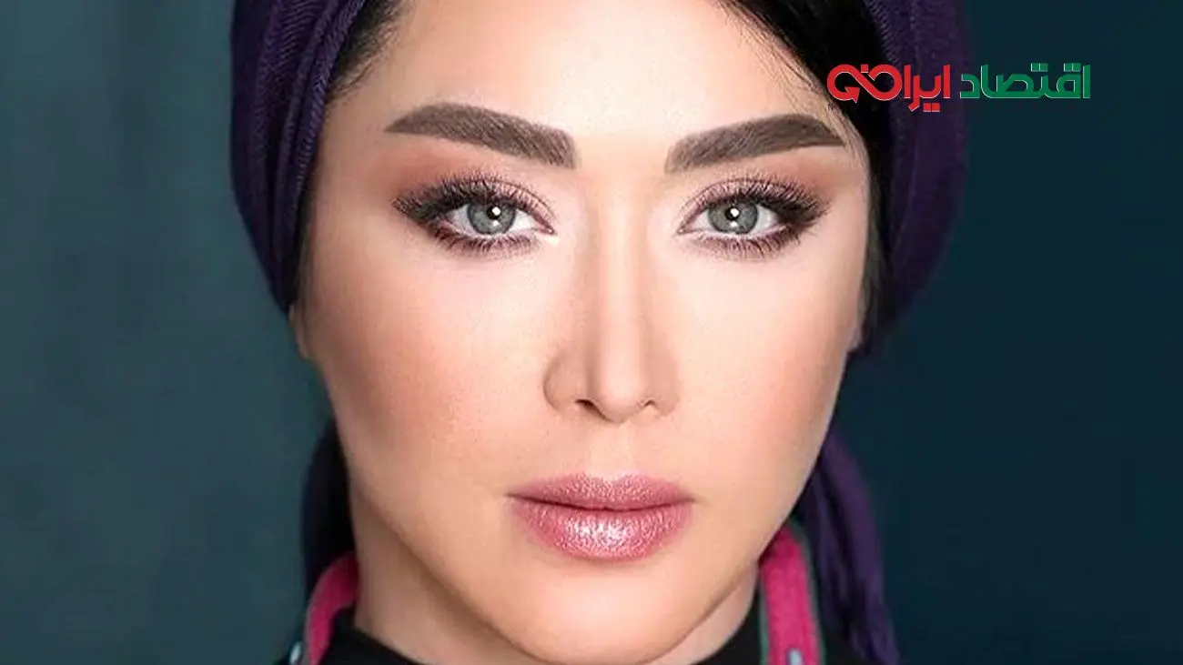استایل جنجالی سارا منجزی پور با شومیز آبی خاص!
