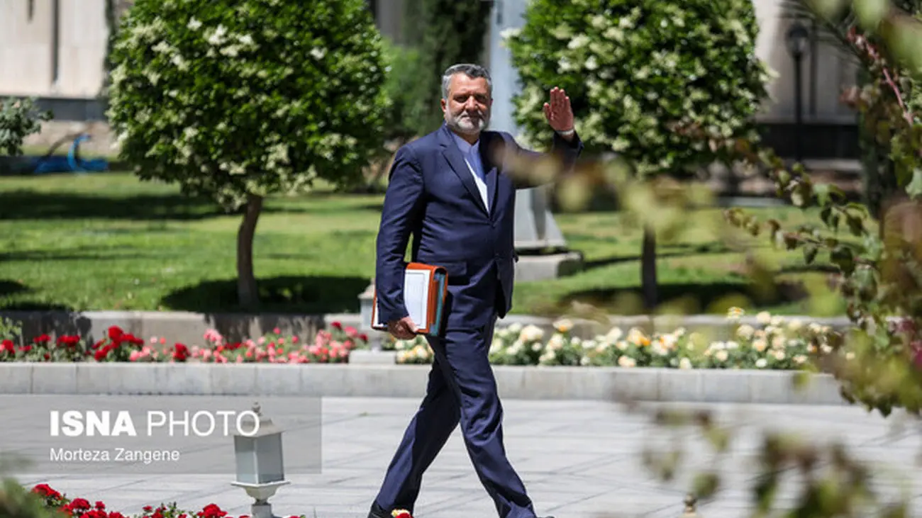 بازنشستگان بخوانند/ تشکیل کارگروه بررسی همسان سازی و افزایش حقوق بازنشستگان