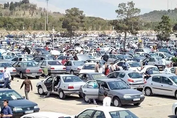 کدام خودروها گران شدند؟ + جدول