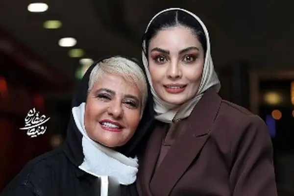 خانم بازیگر با تیکه‌ای طنزآمیز به استایل جدید صحرا اسداللهی، همه را خنداند!