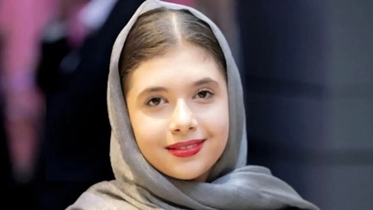 مینی کیک فوقالعاده خاص نفس بازغی برای تولد 16 سالگی! + فیلم