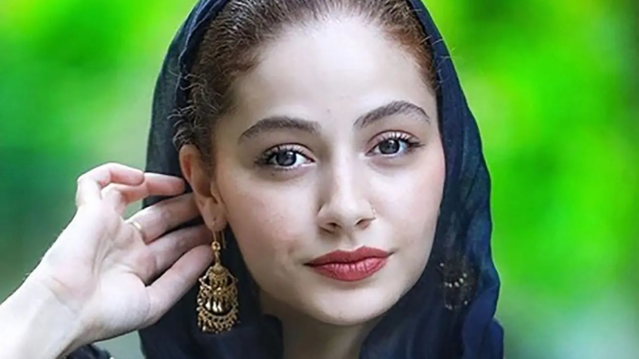 همه چیز درباره جذابترین موفرفری سینما ایران / مهتاب ثروتی کیست ؟ + بیوگرافی و عکس ها