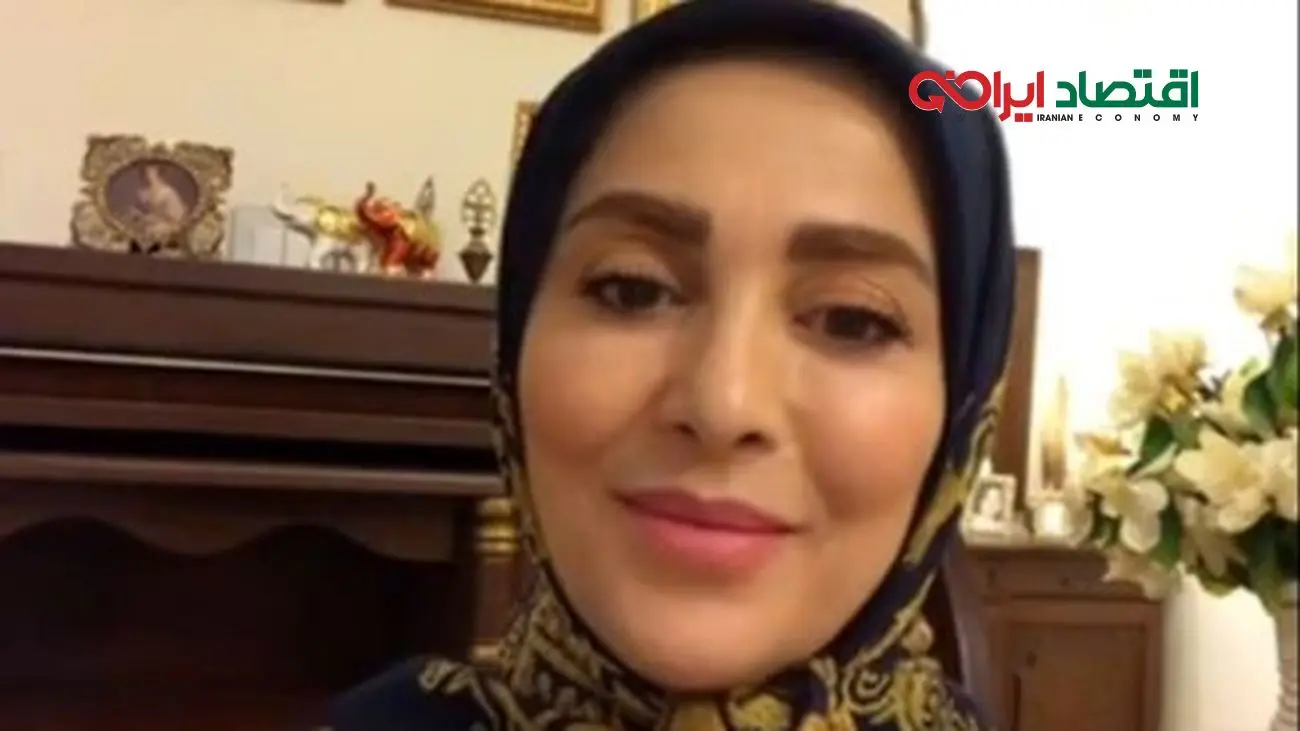 نگاهی به فضای باشکوه خانه ژیلا صادقی: لوستر سهبعدی، مبلمان ورساچه و هنر باروک