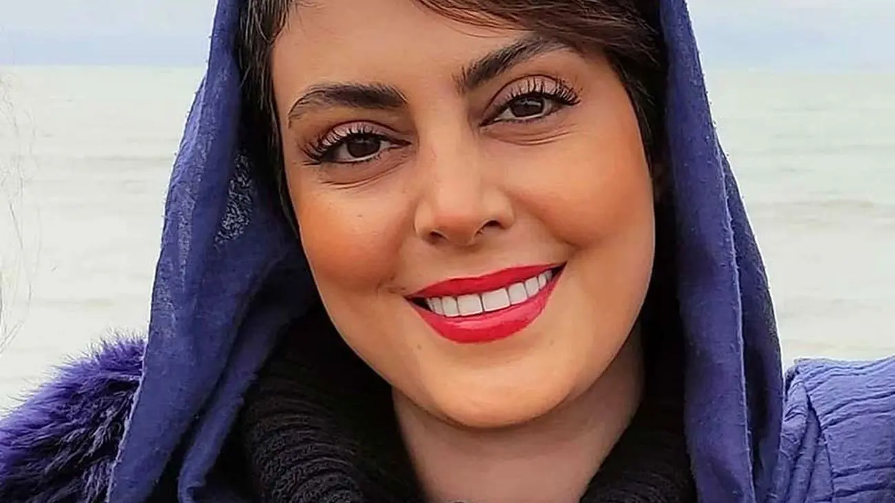 قابی ویژه از نیلوفر شهیدی در کنار شوهر و دخترخواندهاش