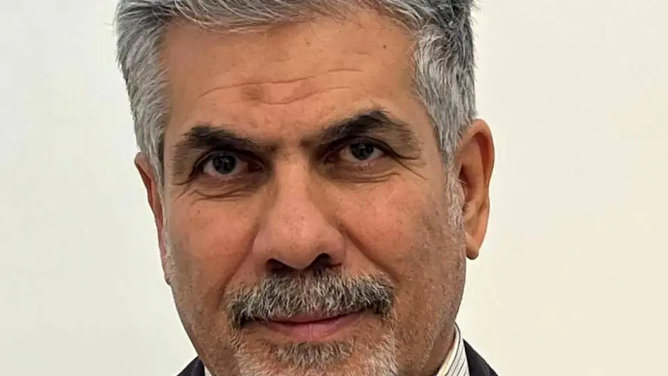 سیاست‌گذاری پشت درهای بسته