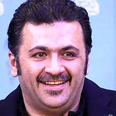 گریه‌های تلخ همسر شهرام عبدلی در مراسم خاکسپاری؛ روحش شاد
