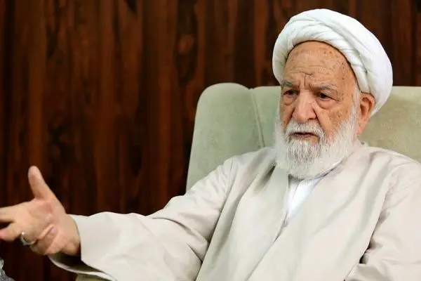 آیت‌الله مسعودی خمینی: مخالف هرگونه اجبار و خشونت در اجرای حجاب هستم