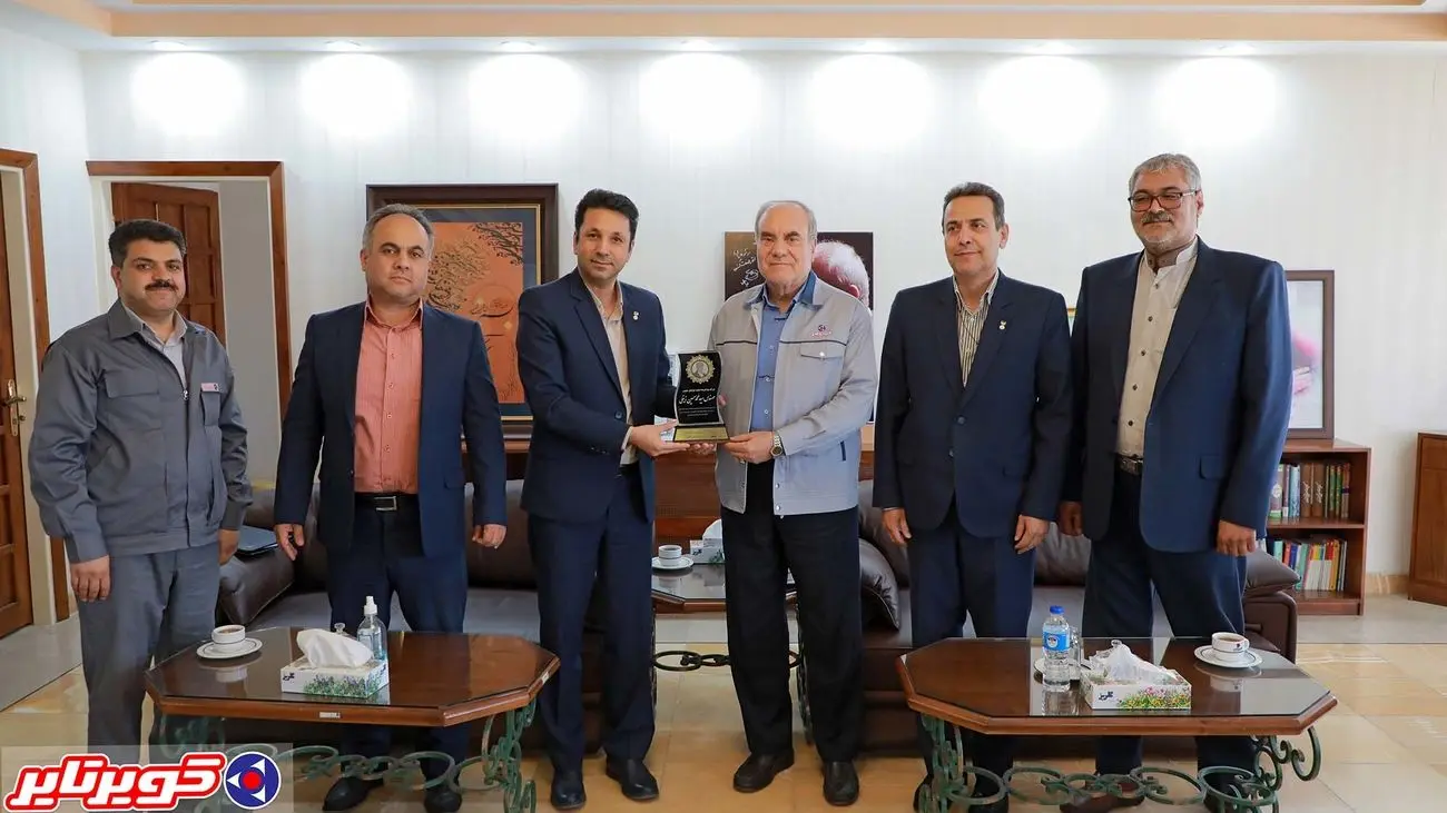 تجلیل بانک سپه خراسان جنوبی از چهره ملی و ماندگار صنعت