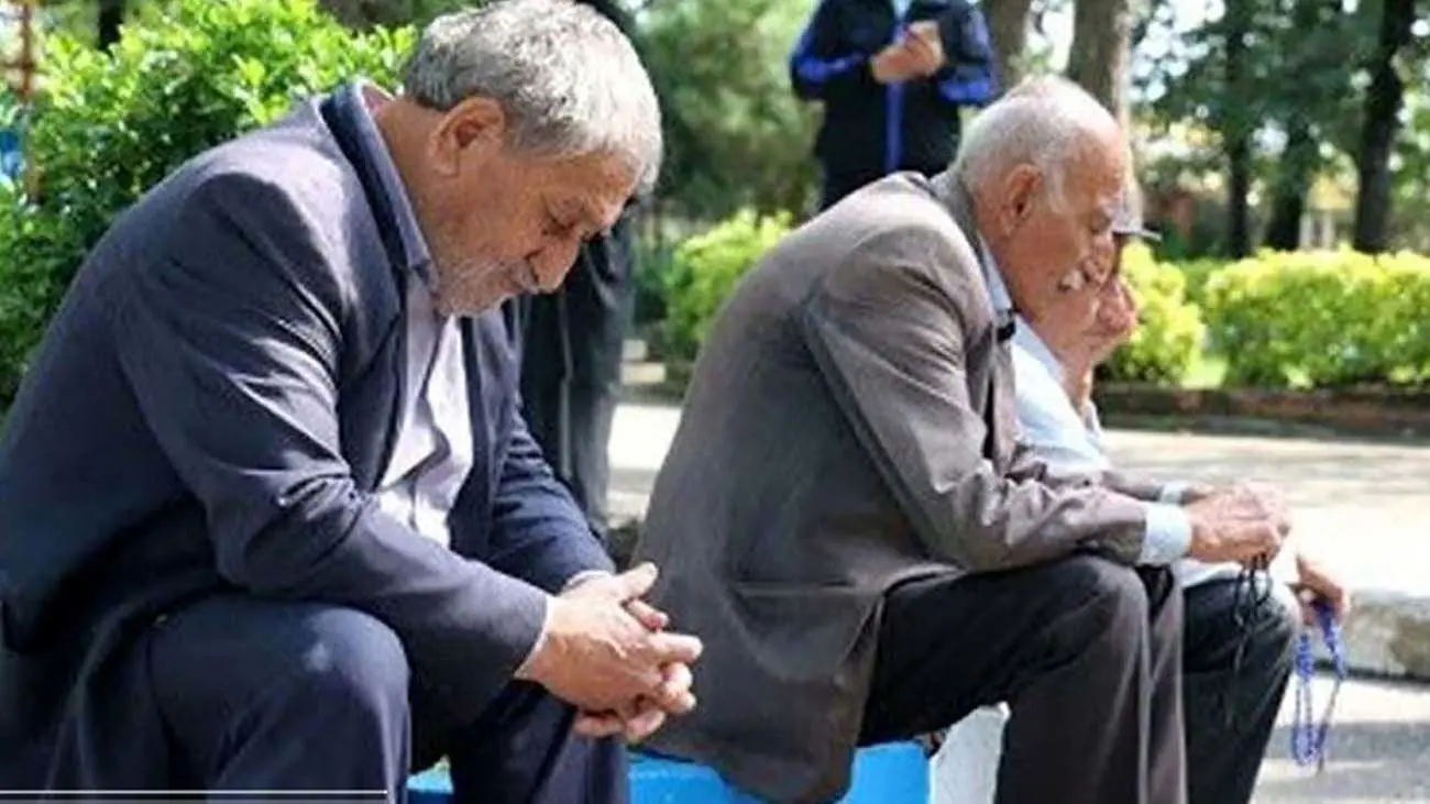 حساب بازنشستگان پرپول شد / زمان دقیق پرداخت مابهالتفاوت فروردین مشخص شد