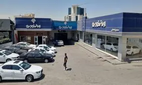 جنگ قیمت‌گذاری میان دولت و ایران‌خودرو/ آیا مردم قربانی هستند؟