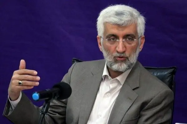 روزنامه اصولگرا به جلیلی: انتقاد باید در جلسات داخلی باشد، نه در رسانه‌ها! 