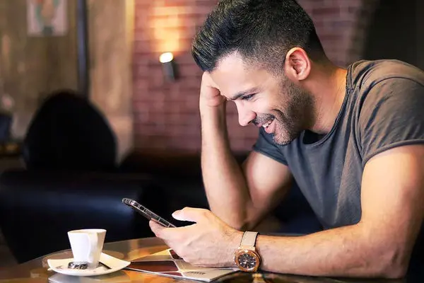 اجرای بی‌نظیر سیروان خسروی در آهنگ «به همین زودی»؛ صحنه‌ای که نفس‌ها را بند می‌آورد!