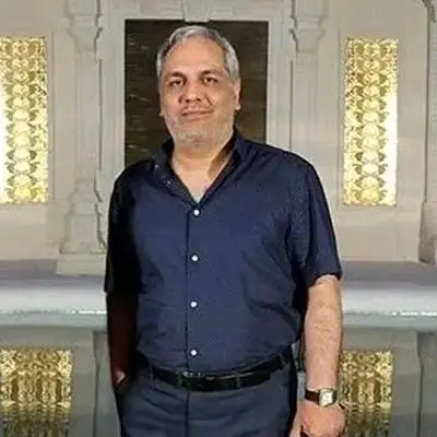 خانه یا کاخ؟ زندگی شاهانه مهران مدیری در ویلای باشکوه زعفرانیه با 3 آشپزخانه و استخر اختصاصی!