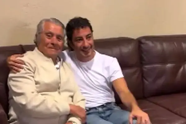 دیدار جنجالی بهروز وثوقی با نوید محمدزاده / فیلمی که اینترنت را شوکه کرد!