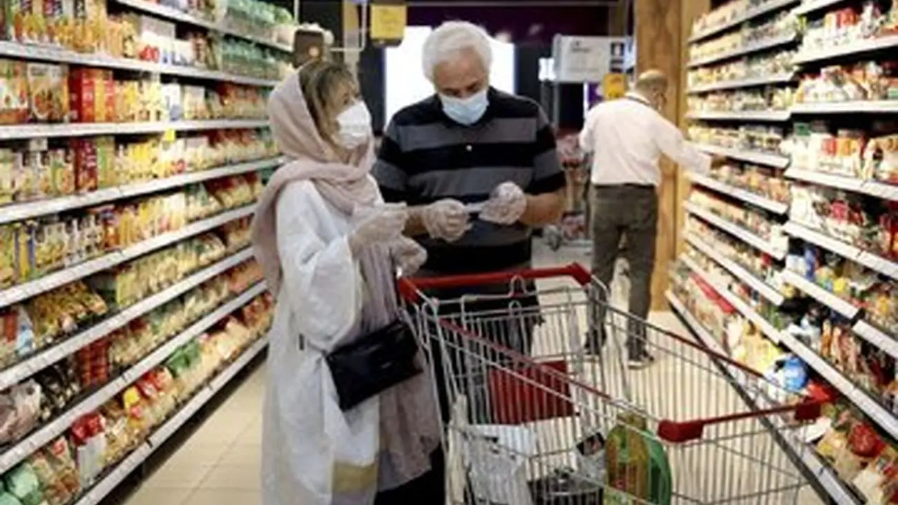 شکافِ ۱۰ میلیون تومانیِ «دستمزد- هزینههای زندگی»/ مشکلات کارگران با کالابرگ حل میشود؟