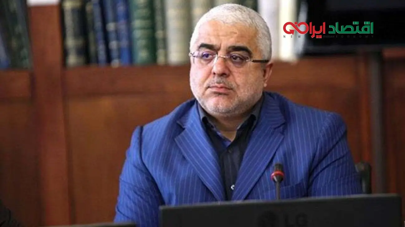 جعفرزاده ایمنآبادی: پاراف آقای رییسی زیر گزارش مفتفروشی نفت موجود است