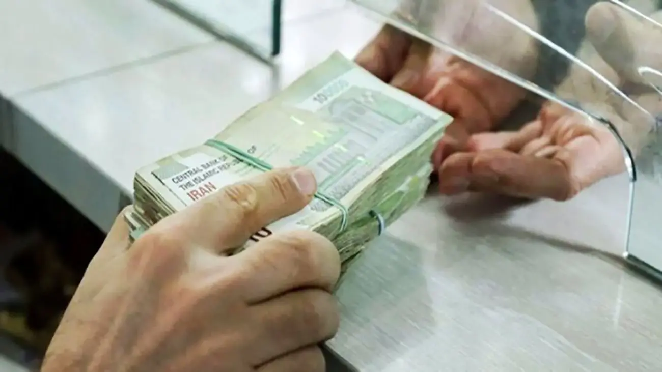 این افراد یک حقوق اضافه به غیر از عیدی دریافت میکنند