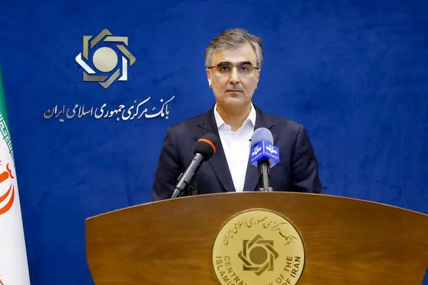 ماجرای وام 5 میلیارد تومانی رییس بانک مرکزی
