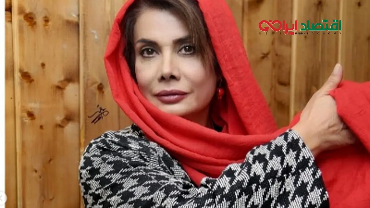 عاطفه رضوی با نقاشیهای شوکهکننده بر سر زبانها افتاد؛ جاری سابق بهنوش طباطبایی غوغا کرد!