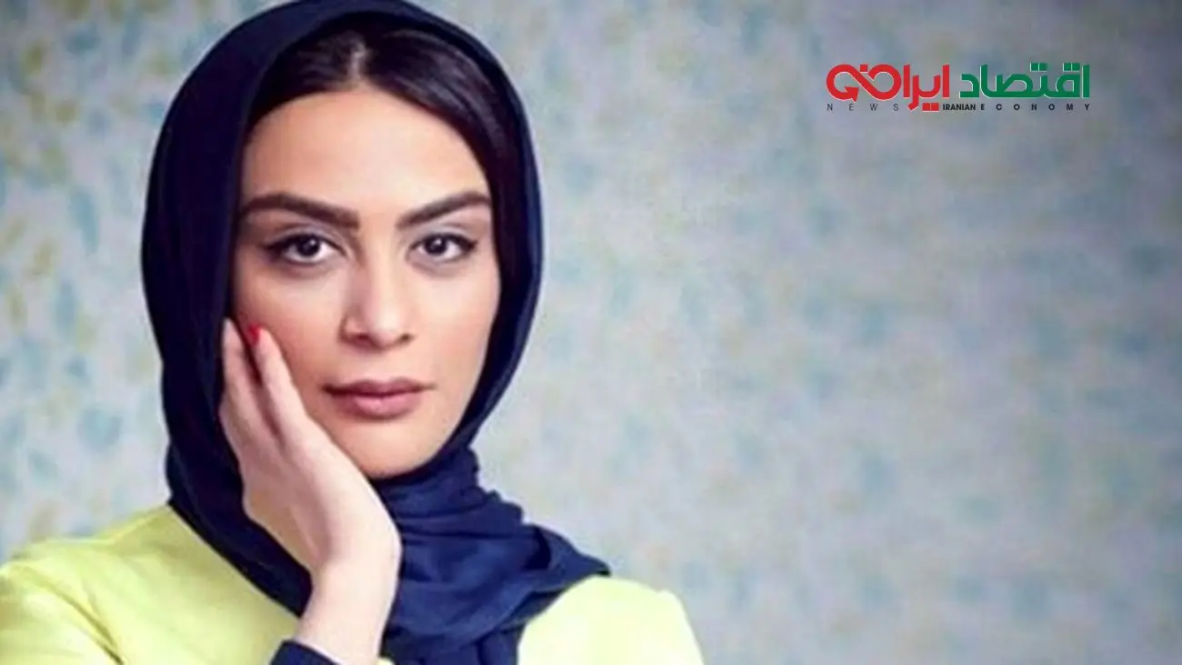عکس جذاب مونا فرجاد در حال موتورسواری در خیابانهای تهران