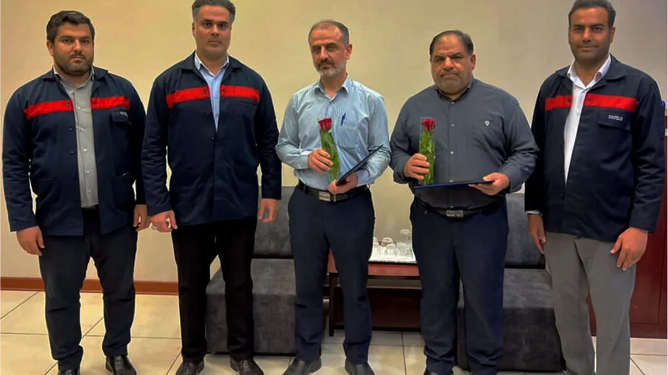 تقدیر از پزشکان شرکت فولاد اکسین خوزستان
