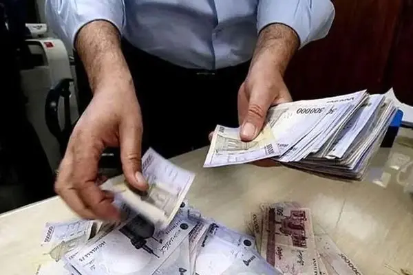 حقوق بگیران بخوانند / حقوق کارکنان دولتی چه تغییری می‌کند؟ + جدول افزایش حقوق ۱۴۰۴ منتشر شد
