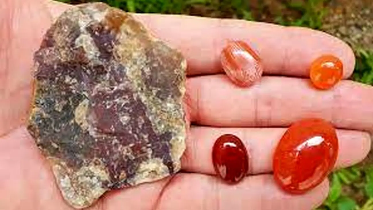 ساده ترین روش تشخیص عقیق اصل از عقیق تقلبی