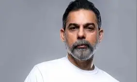 چهره تکان‌دهنده پیمان معادی در فیلم بالاتر از سیاهی + عکس