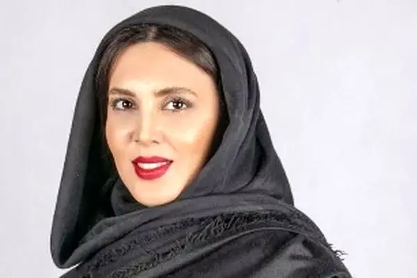تیپ مجلسی خیره‌کننده لیلا بلوکات با مانتو آینه‌کاری‌شده که همه را غافلگیر کرد!