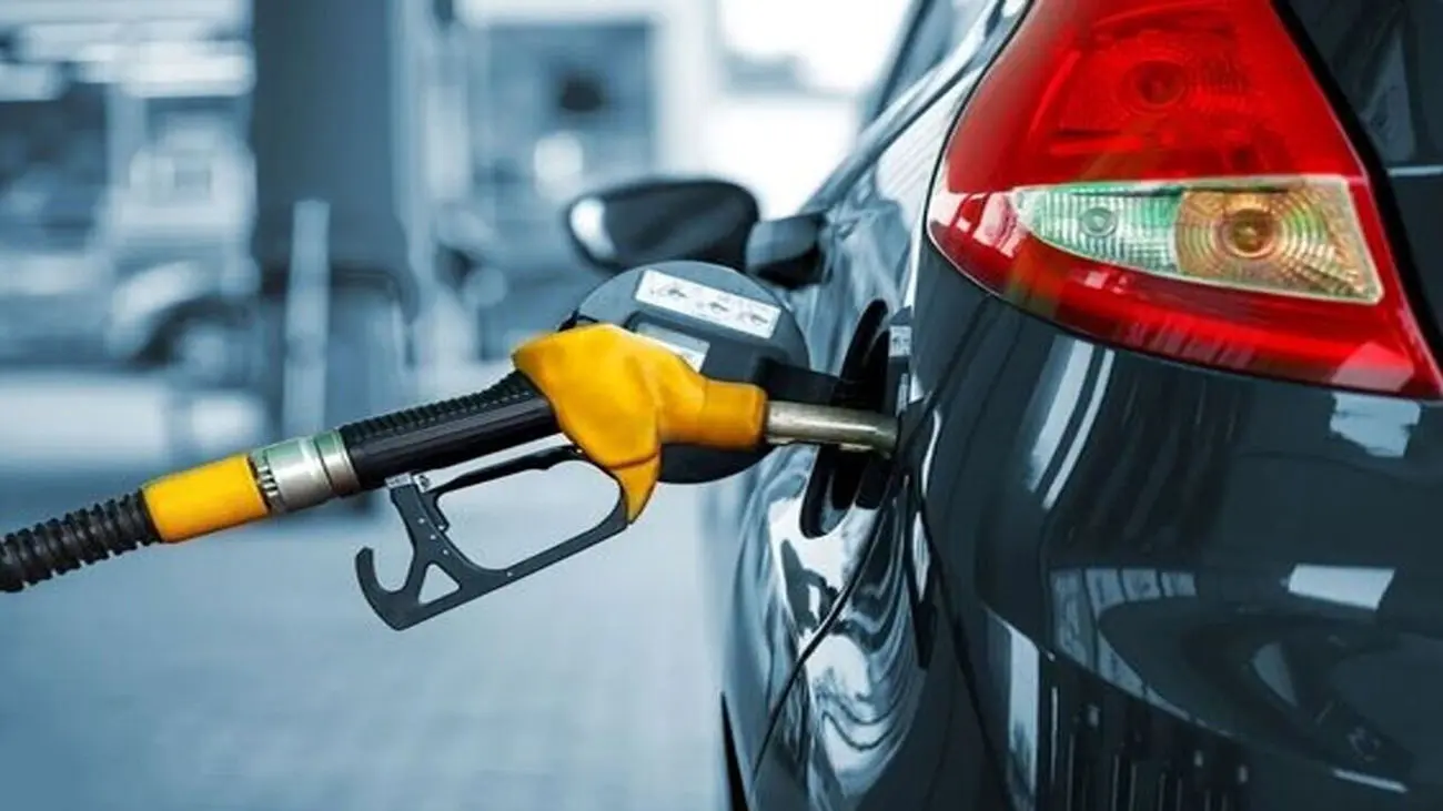 آخرین وضعیت کارتهای سوخت و قیمت بنزین اعلام شد