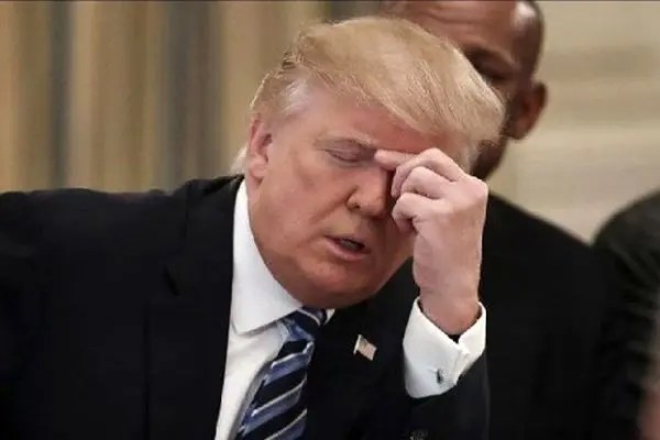 ترامپ سکته مغزی کرد!/ تصاویری با دهن کج