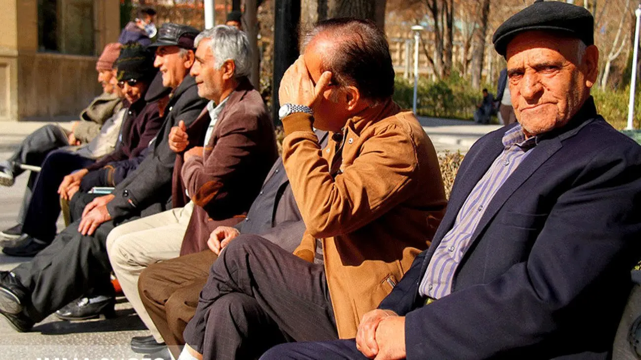 اعتراض بازنشستگان به همسان سازی حقوقها