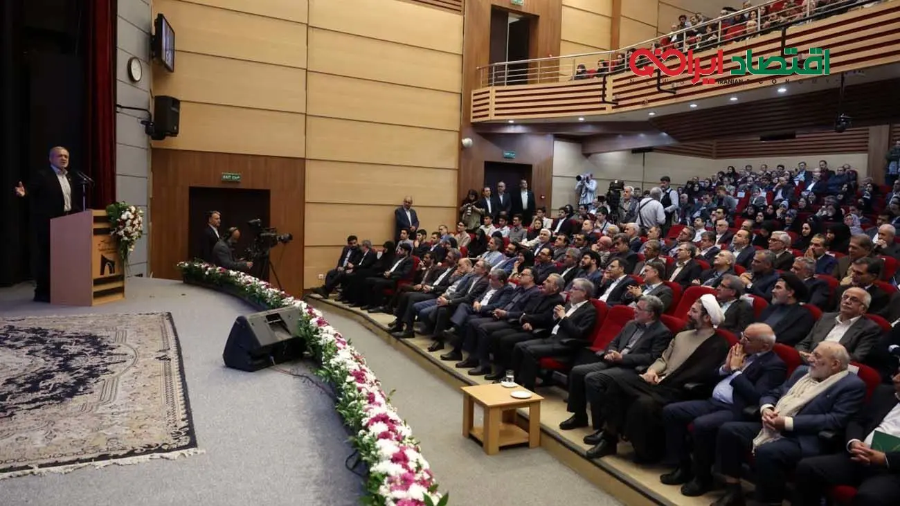 پزشکیان ؛ نخبگان وارد میدان شوند، دشمن شکست میخورد