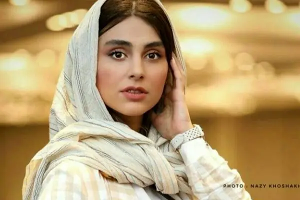 حرکت جنجالی لاله مرزبان با موتور وسط خیابان