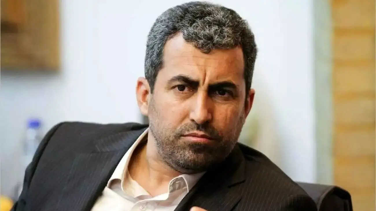 فردا روز بزرگی برای بازنشستگان است / گوش به زنگ تصمیم مجلس باشید!