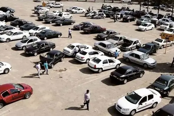 بررسی وضعیت بازار خودرو پس از جنگ ۱۲ روزه / خودرو بخریم یا دست نگه داریم؟
